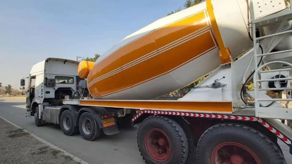 Concrete mixer truck